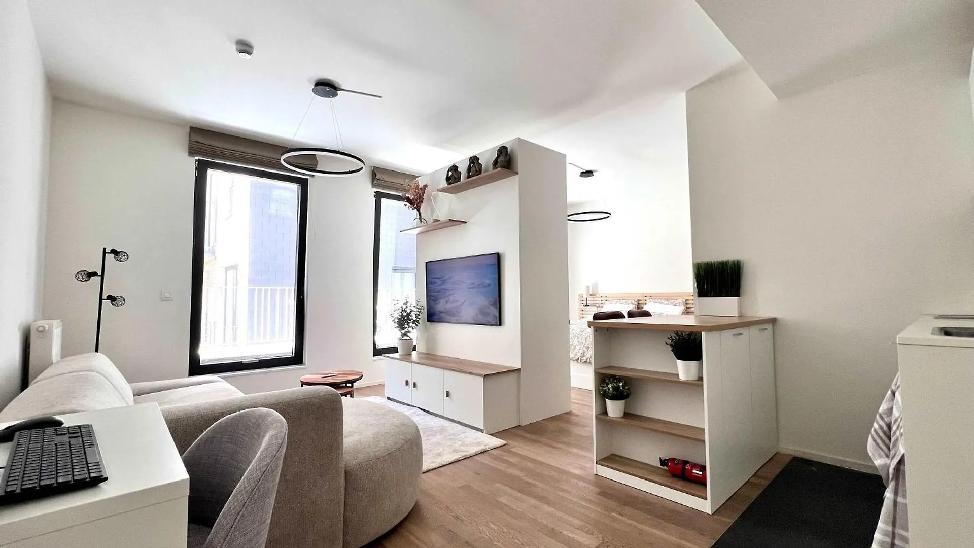 Cozy Studio 2 Min From Grand Place Bruksela Apartament