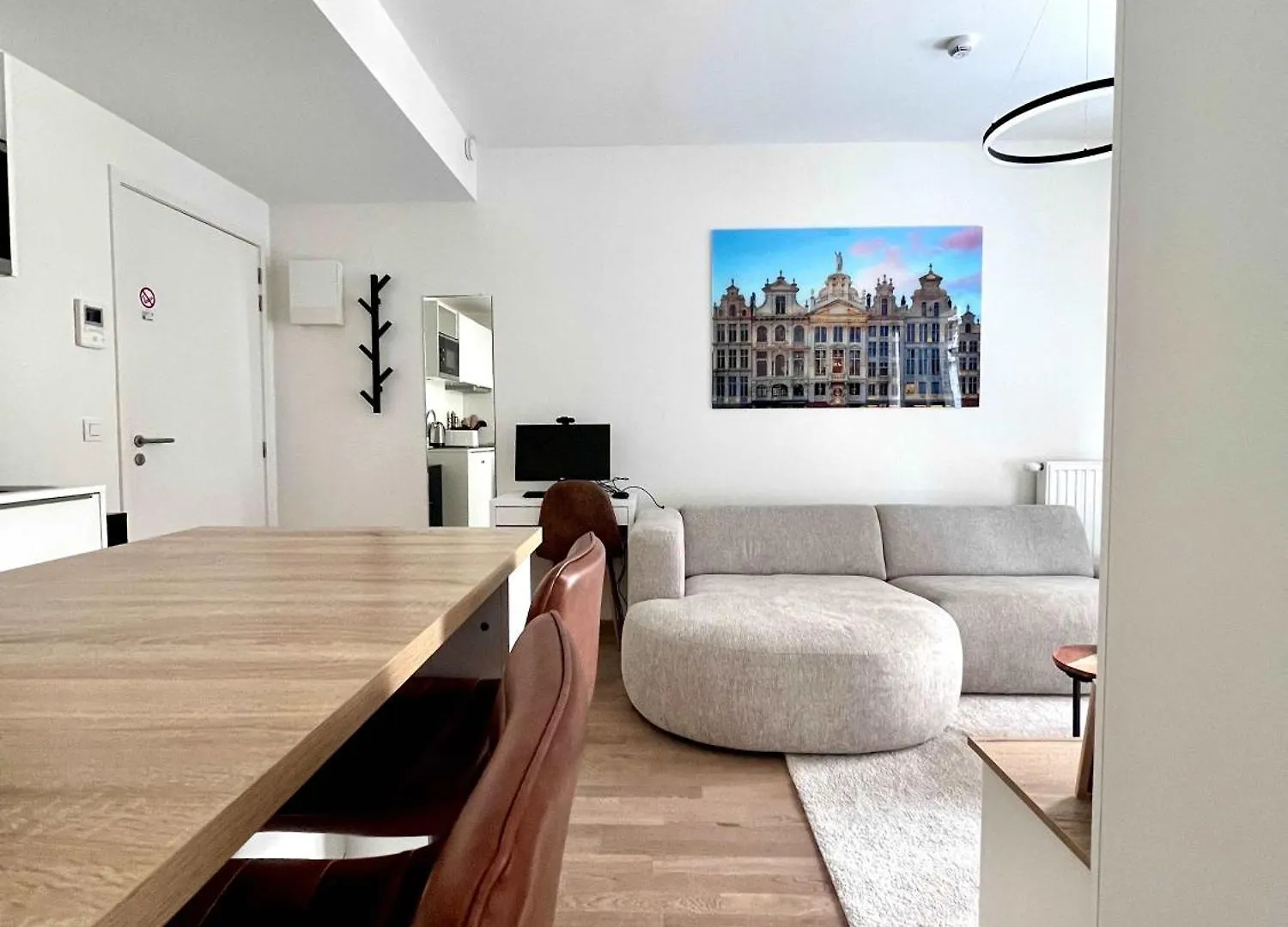 Cozy Studio 2 Min From Grand Place Bruksela